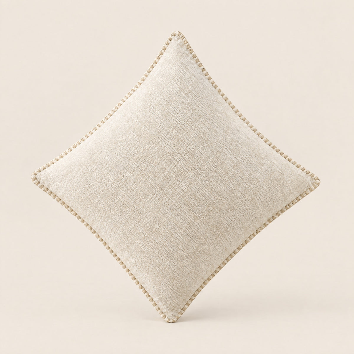Housse de coussin GALON en chenille ivoire, bordure au point de feston, 45x45 cm