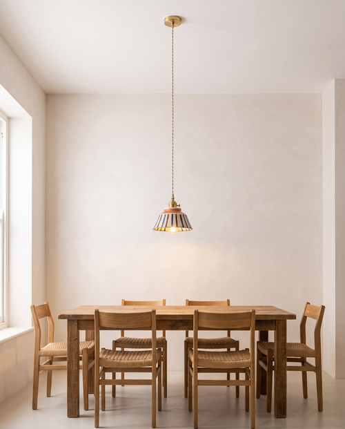 CANTON — Suspension en céramique