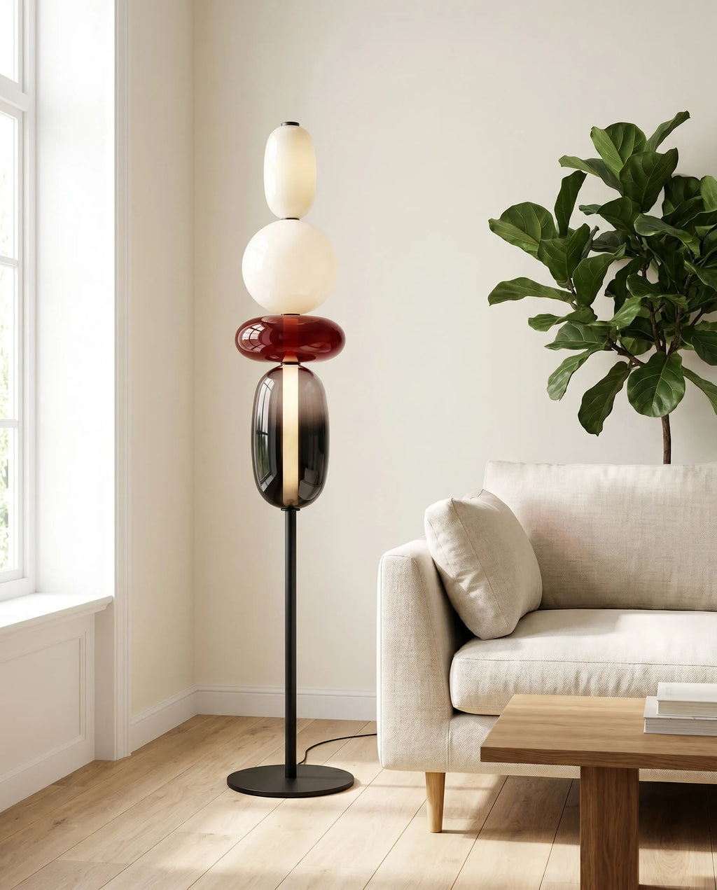 Murano, lampadaire en verre coloré, installé dans un salon | Maison Beaurel