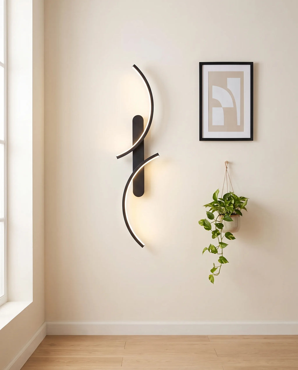 Halo, applique murale LED minimaliste — mise à l'échelle en situation réelle | Maison Beaurel