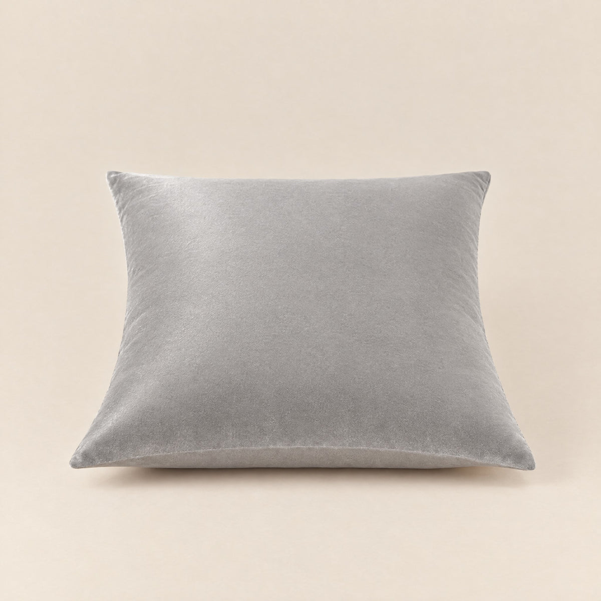 Housse de coussin en velours uni ÉMERAUDE, coloris gris clair, 45x45 cm