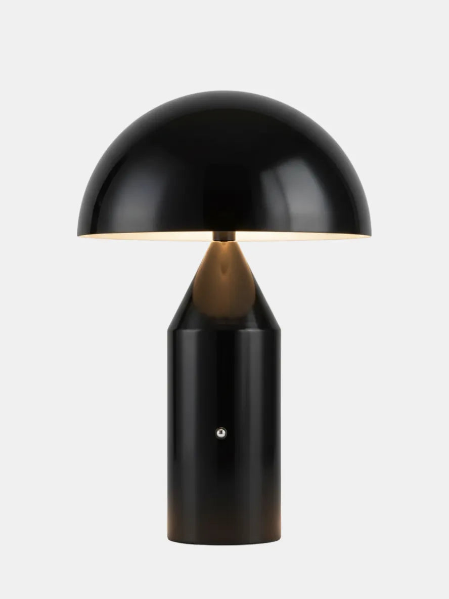 CÈPE — Lampe à poser champignon en métal, coloris noir, allumée