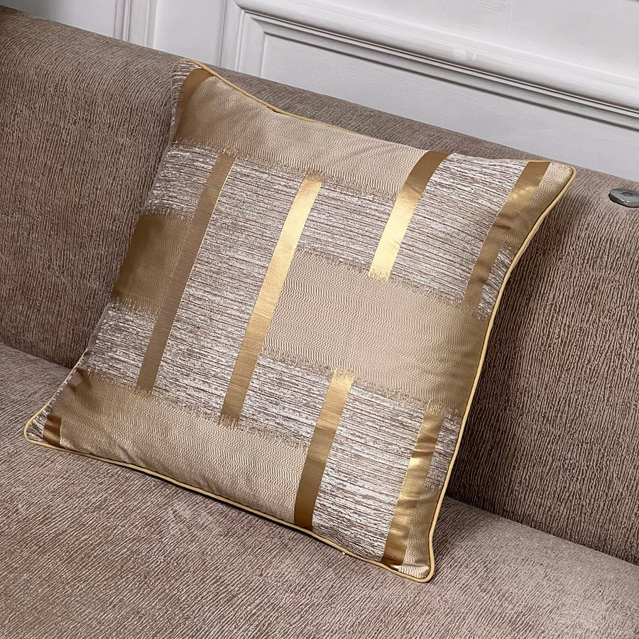 GATSBY — Housse de coussin art déco à rayures dorées et passepoil
