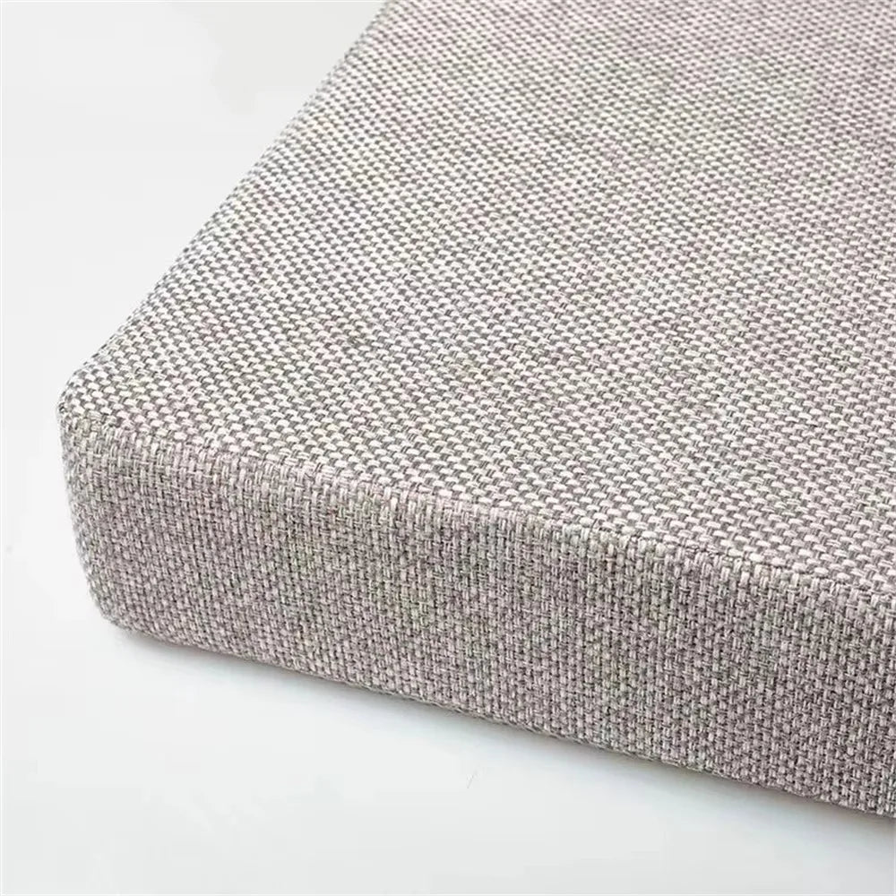 BANQUETTE — Coin du coussin de banc en tissu texturé, coloris Gris clair