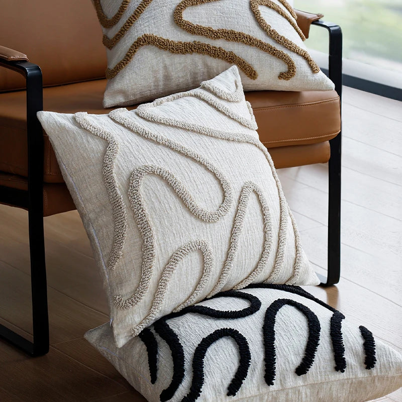 CHENILLE — Housses de coussin en chenille à lignes abstraites, coloris Beige, Café et Noir