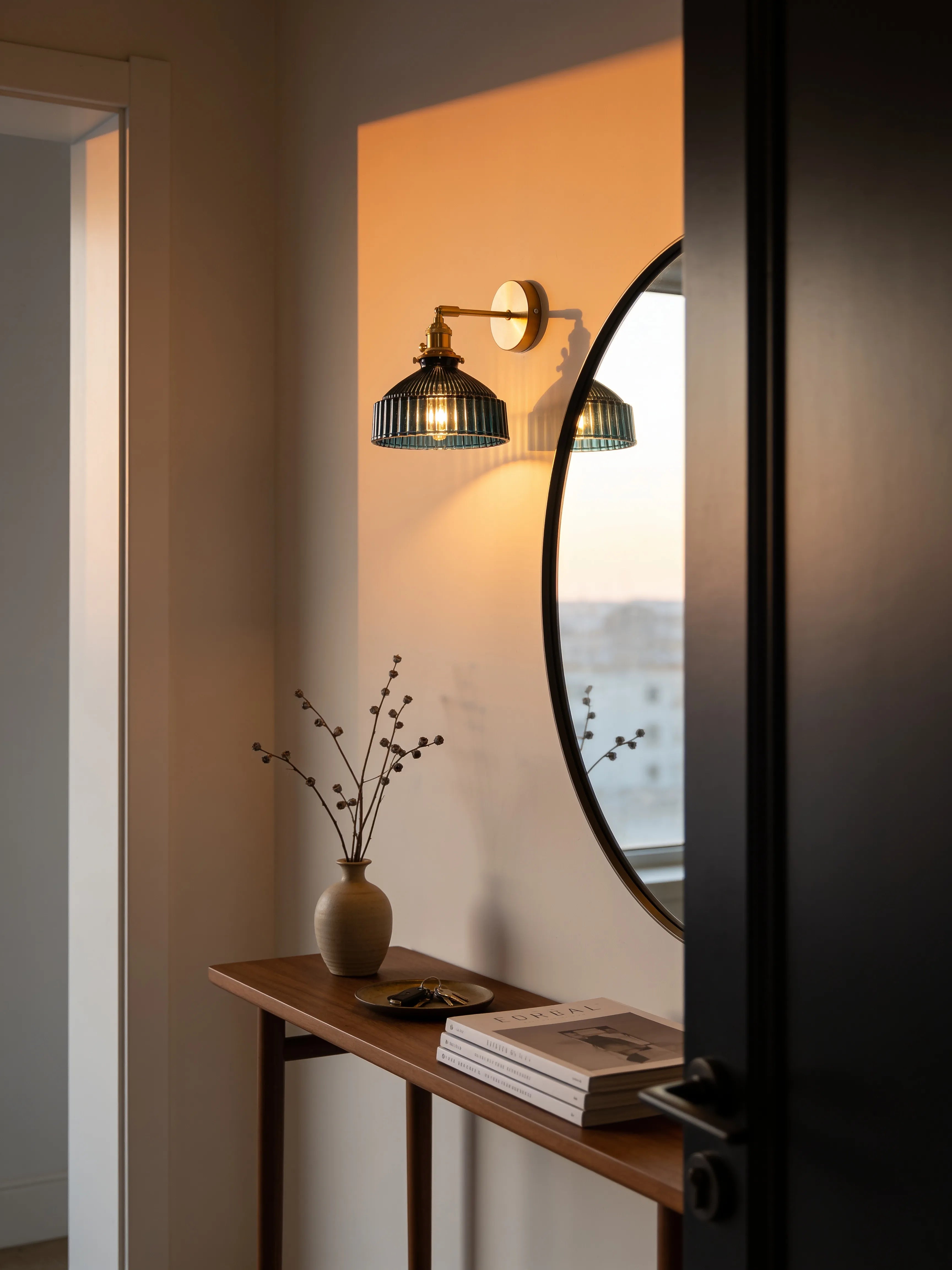 Jade, applique murale en verre teinté — vue complémentaire | Maison Beaurel