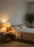 Orme, lampe à poser en bois massif — vue rapprochée | Maison Beaurel